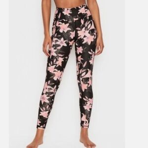 Victoria's Secret high-rise essential pocket leggings Lilies Floral Print | 6